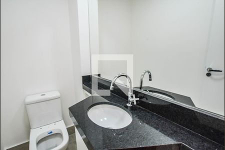 Lavabo de apartamento para alugar com 1 quarto, 60m² em Parque das Nações, Santo André