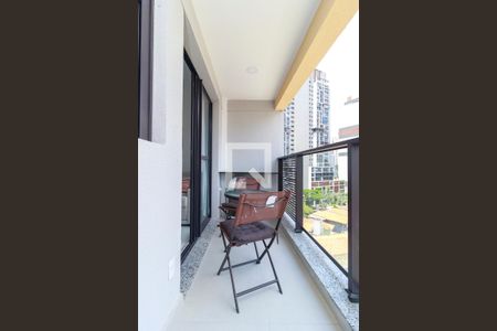 Sala - Varanda de apartamento para alugar com 1 quarto, 27m² em Jardim das Acacias, São Paulo