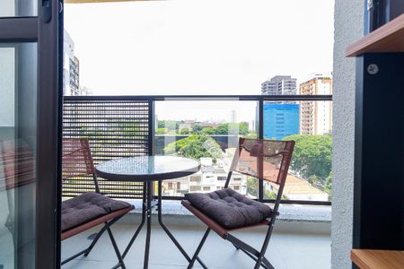 Sala - Varanda de apartamento para alugar com 1 quarto, 27m² em Jardim das Acacias, São Paulo