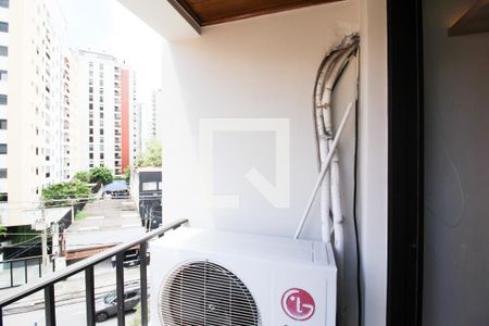 Varanda  de apartamento para alugar com 1 quarto, 36m² em Vila Nova Conceição, São Paulo