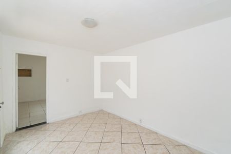 Sala de casa para alugar com 1 quarto, 40m² em Ramos, Rio de Janeiro