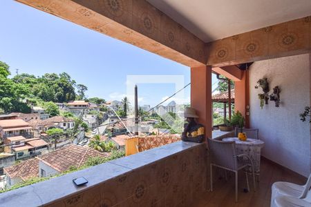 Sala de casa para alugar com 3 quartos, 80m² em Fátima, Niterói