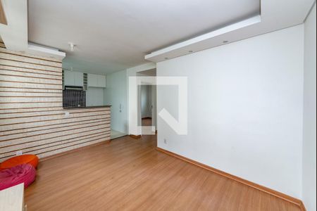 Sala de apartamento para alugar com 2 quartos, 48m² em Cabral, Contagem