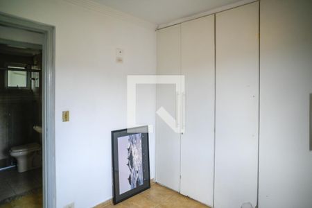 Quarto 1 de apartamento para alugar com 4 quartos, 86m² em Jardim Santa Emilia, São Paulo