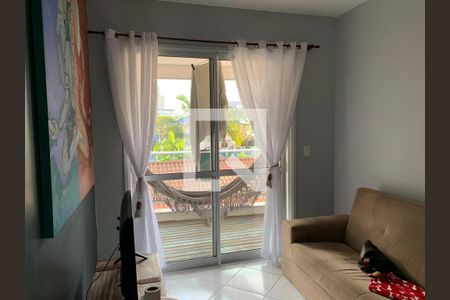 Sala de apartamento para alugar com 2 quartos, 85m² em Lagoa Pequena, Florianópolis