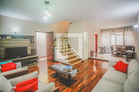 Sala de Estar de casa para alugar com 3 quartos, 200m² em Planalto Paulista, São Paulo