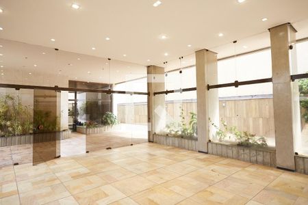 Apartamento à venda com 240m², 4 quartos e 3 vagas Apartamento à venda com 240m², 4 quartos e 3 vagasÁrea comum