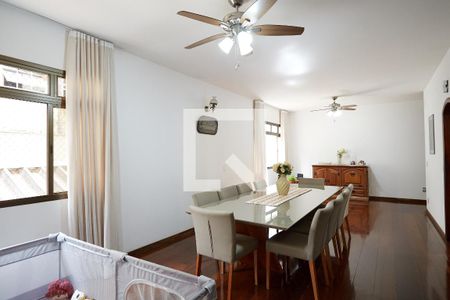 Apartamento à venda com 240m², 4 quartos e 3 vagas Apartamento à venda com 240m², 4 quartos e 3 vagasSala