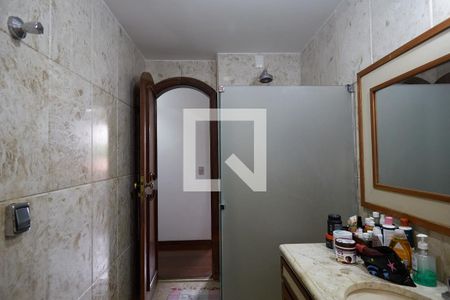 Apartamento à venda com 240m², 4 quartos e 3 vagas Apartamento à venda com 240m², 4 quartos e 3 vagasBanheiro