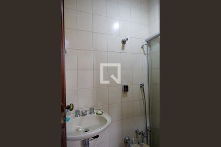 Apartamento à venda com 240m², 4 quartos e 3 vagas Apartamento à venda com 240m², 4 quartos e 3 vagasÁrea de Serviço