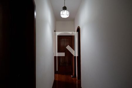 Apartamento à venda com 240m², 4 quartos e 3 vagas Apartamento à venda com 240m², 4 quartos e 3 vagasCorredor