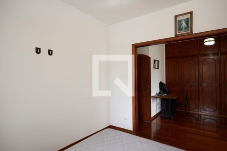 Apartamento à venda com 240m², 4 quartos e 3 vagas Apartamento à venda com 240m², 4 quartos e 3 vagasQuarto 01