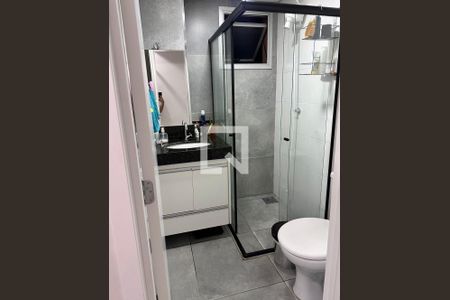 Banheiro de apartamento para alugar com 2 quartos, 52m² em São Geraldo, Belo Horizonte