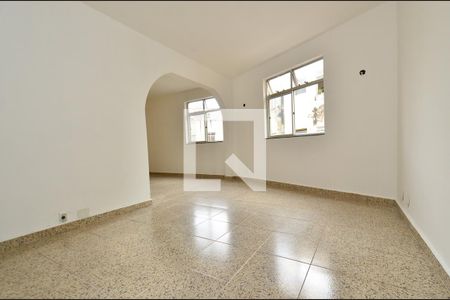 Sala de apartamento para alugar com 3 quartos, 93m² em Nova Floresta, Belo Horizonte