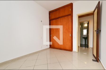 Quarto1 de apartamento para alugar com 3 quartos, 93m² em Nova Floresta, Belo Horizonte