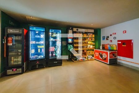 Studio para alugar com 21m², 1 quarto e sem vaga Studio para alugar com 21m², 1 quarto e sem vagaMercado