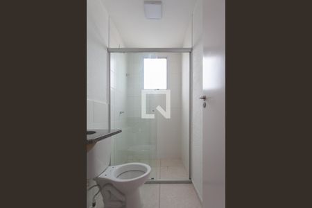 Banheiro da Suíte de apartamento para alugar com 2 quartos, 60m² em Jardim Guanabara, Belo Horizonte