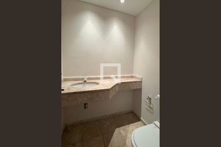 Lavabo de apartamento para alugar com 3 quartos, 156m² em Alphaville, Barueri