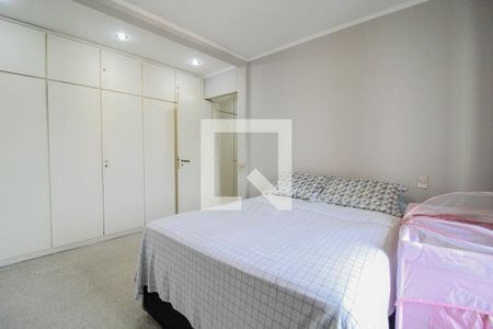 Suíte de apartamento à venda com 3 quartos, 300m² em Vila Olímpia, São Paulo