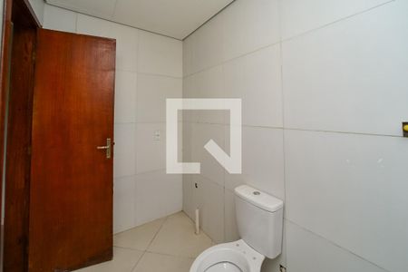 Banheiro da Suíte de casa para alugar com 3 quartos, 120m² em Chácara das Pedras, Porto Alegre