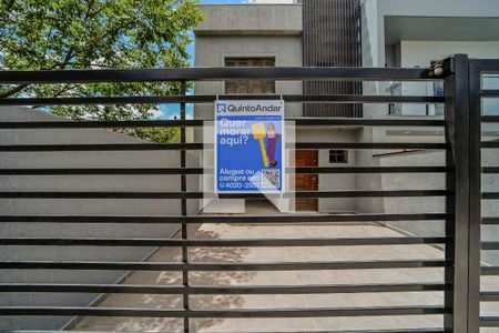 Casa à venda com 120m², 3 quartos e 2 vagas Casa à venda com 120m², 3 quartos e 2 vagasPlaquinha