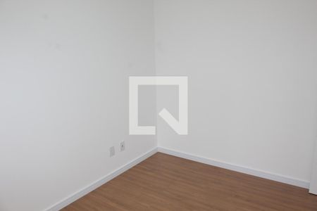 Quarto 1 de apartamento para alugar com 2 quartos, 48m² em Vila Monte Serrat, Cotia