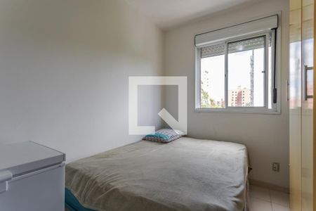 Quarto 2 de apartamento para alugar com 2 quartos, 52m² em Jardim Carvalho, Porto Alegre