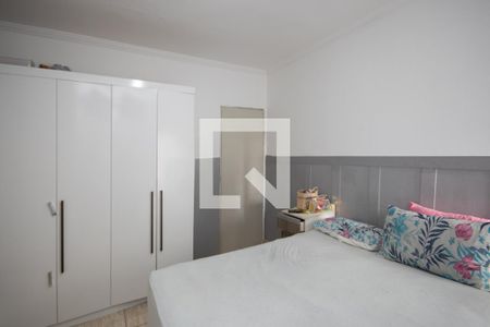 Quarto 2 Suíte de casa à venda com 3 quartos, 80m² em Parque Edu Chaves, São Paulo