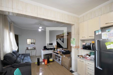 Sala e Cozinha de casa à venda com 3 quartos, 80m² em Parque Edu Chaves, São Paulo