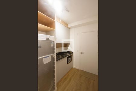 Cozinha de kitnet/studio para alugar com 1 quarto, 24m² em Brooklin, São Paulo