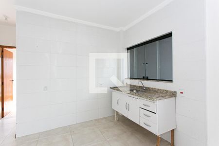 Cozinha de apartamento para alugar com 2 quartos, 38m² em Vila Carrão, São Paulo