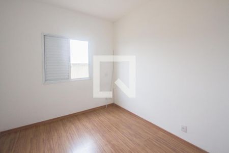 Quarto 2 de apartamento para alugar com 2 quartos, 57m² em Vila das Belezas, São Paulo