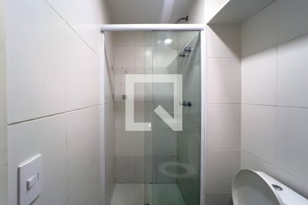 Banheiro de kitnet/studio para alugar com 1 quarto, 35m² em Ipiranga, São Paulo