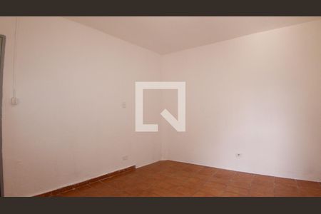 Quarto 01 de casa para alugar com 1 quarto, 50m² em Parque Sao Lucas , São Paulo