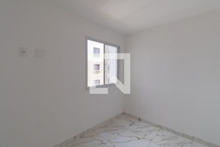 Quarto 1 de apartamento para alugar com 2 quartos, 35m² em Cidade Patriarca, São Paulo