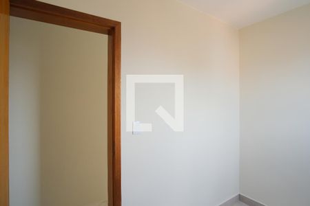 Quarto 1 de apartamento para alugar com 2 quartos, 32m² em Penha de França, São Paulo