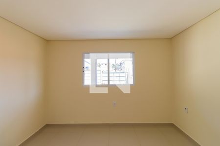 Quarto 1 de casa para alugar com 2 quartos, 70m² em Jardim Central, Cotia