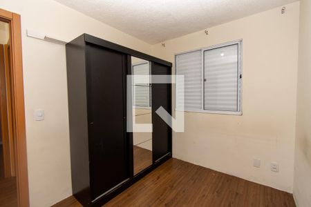 Quarto 2 de apartamento para alugar com 2 quartos, 44m² em Jardim Nova Cidade, Guarulhos