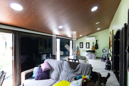 Sala de TV de casa para alugar com 4 quartos, 360m² em Campo Grande, Rio de Janeiro