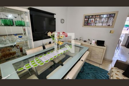 Sala de apartamento para alugar com 2 quartos, 67m² em Ponta da Praia, Santos