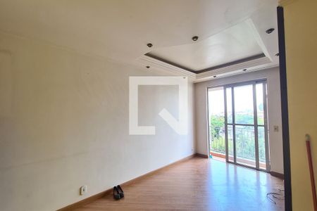 Sala de apartamento para alugar com 3 quartos, 68m² em Vila Ivone, São Paulo