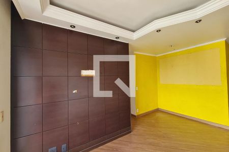 Sala de apartamento para alugar com 3 quartos, 68m² em Vila Ivone, São Paulo