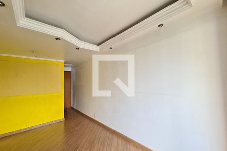 Sala de apartamento para alugar com 3 quartos, 68m² em Vila Ivone, São Paulo