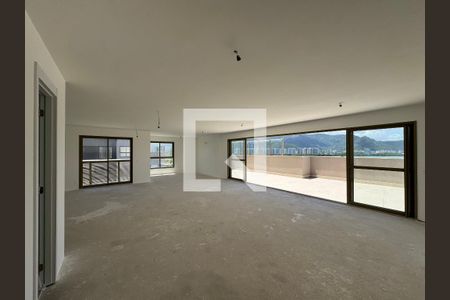 Sala de apartamento à venda com 4 quartos, 372m² em Barra da Tijuca, Rio de Janeiro