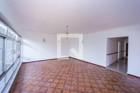 Sala de casa para alugar com 4 quartos, 196m² em Vila Santo Henrique, São Paulo