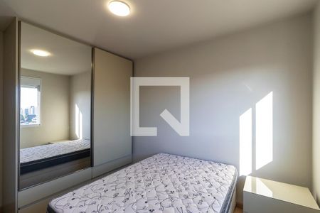 Quarto da suíte de apartamento para alugar com 2 quartos, 74m² em Taquaral, Campinas