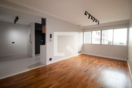 Sala de apartamento à venda com 3 quartos, 104m² em Vila Madalena, São Paulo