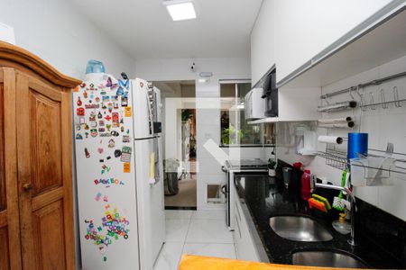 Casa à venda com 3 quartos, 90m² em Santa Amelia, Belo Horizonte