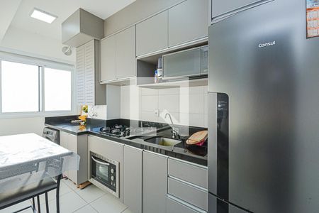 Cozinha de apartamento para alugar com 1 quarto, 27m² em Socorro, São Paulo