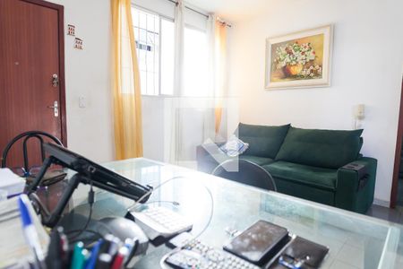 sala de apartamento à venda com 2 quartos, 50m² em Castelo, Belo Horizonte